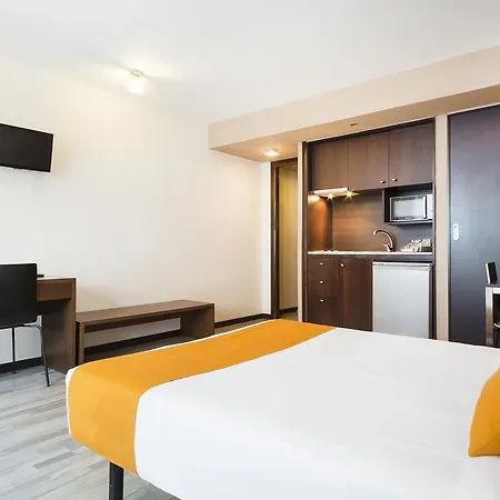 Ginosi Basics Centric Apartel Apartament *