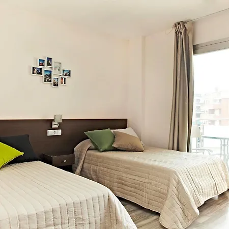 Ginosi Basics Centric Apartel Apartament