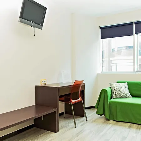 Ginosi Basics Centric Apartel