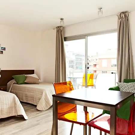 Apartamento Ginosi Basics Centric Apartel Castelldefels
