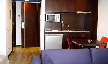 Apartamento Ginosi Basics Centric Apartel Castelldefels